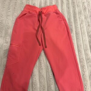 Figs Women's Coral Ankle Joggers